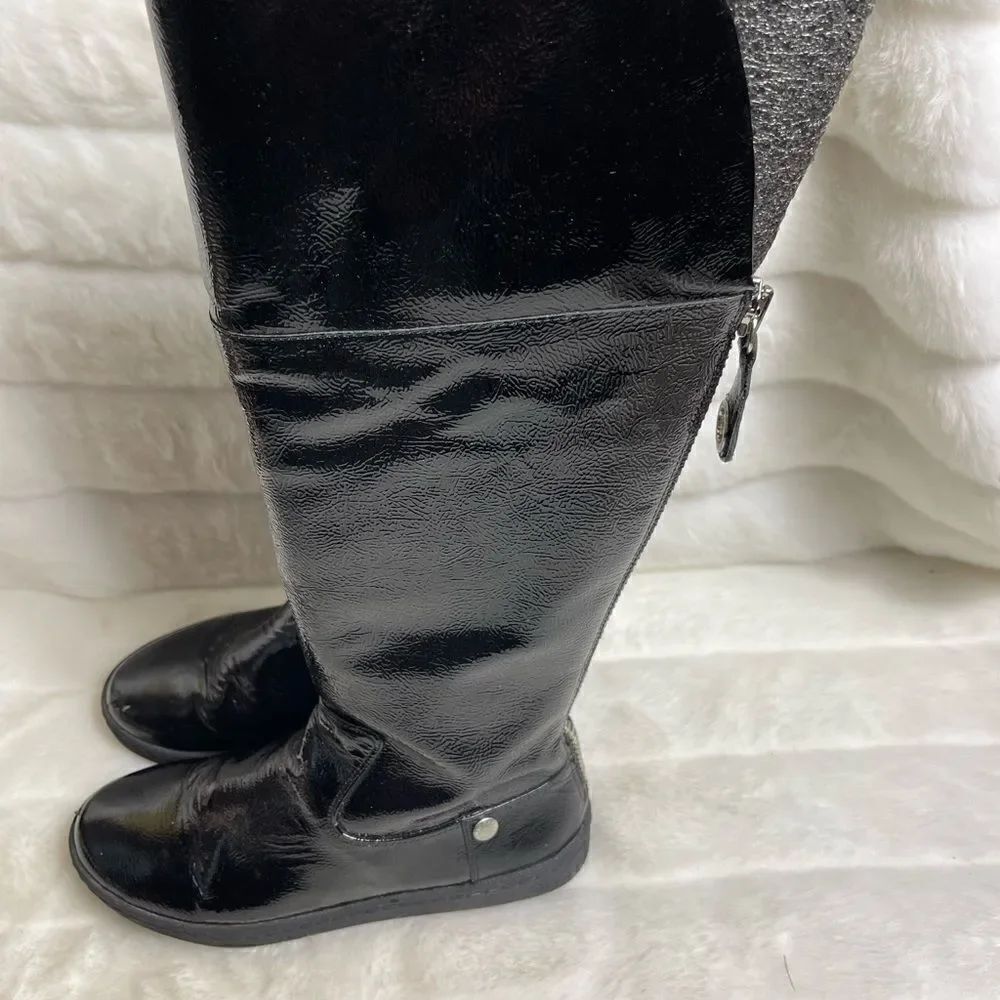 Michael Kors patent leather black knee high boots back zipper logo accent SZ7.5